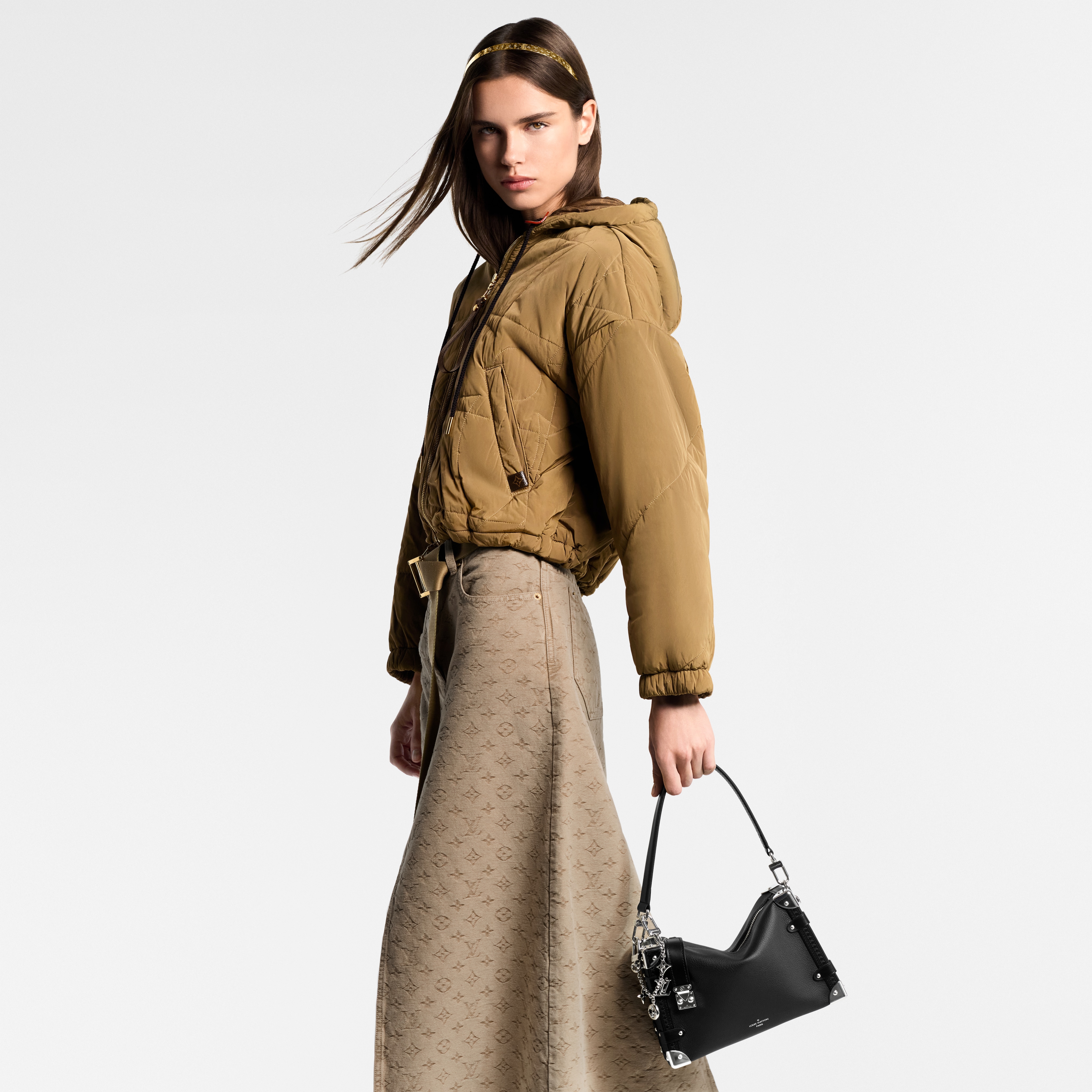 패션 레더 여성 가방 LV 아이콘 사이드 트렁크 MM | 루이비통 공식 온라인 스토어® (크게 보기)