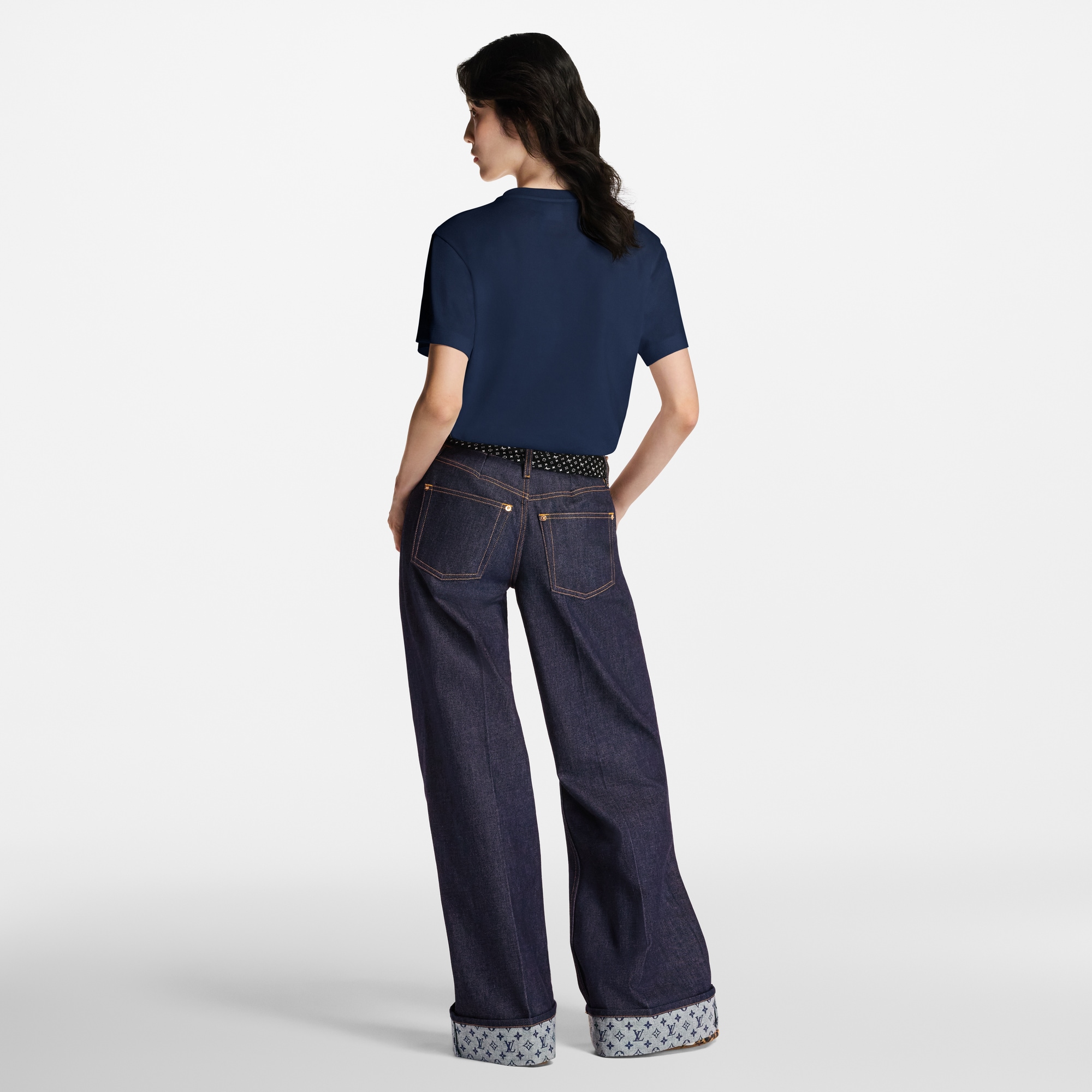  의류 티셔츠 & 블라우스 티셔츠 위드 LV 크레스트 | 루이비통 공식 온라인 스토어® (크게 보기)