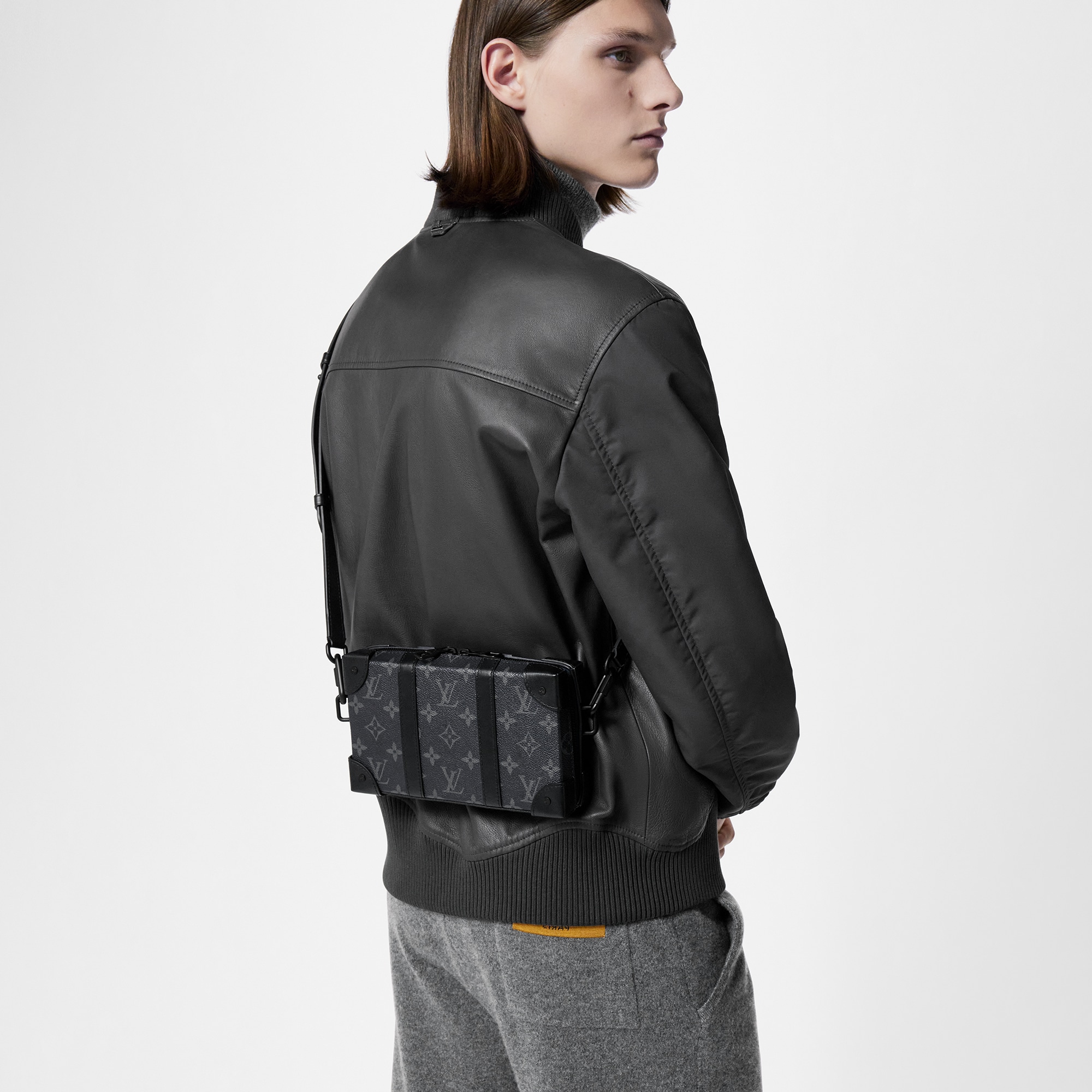 모노그램 이클립스 홀리데이 캠페인 홀리데이 남성 트렁크 월릿 | 루이비통 공식 온라인 스토어® (크게 보기)