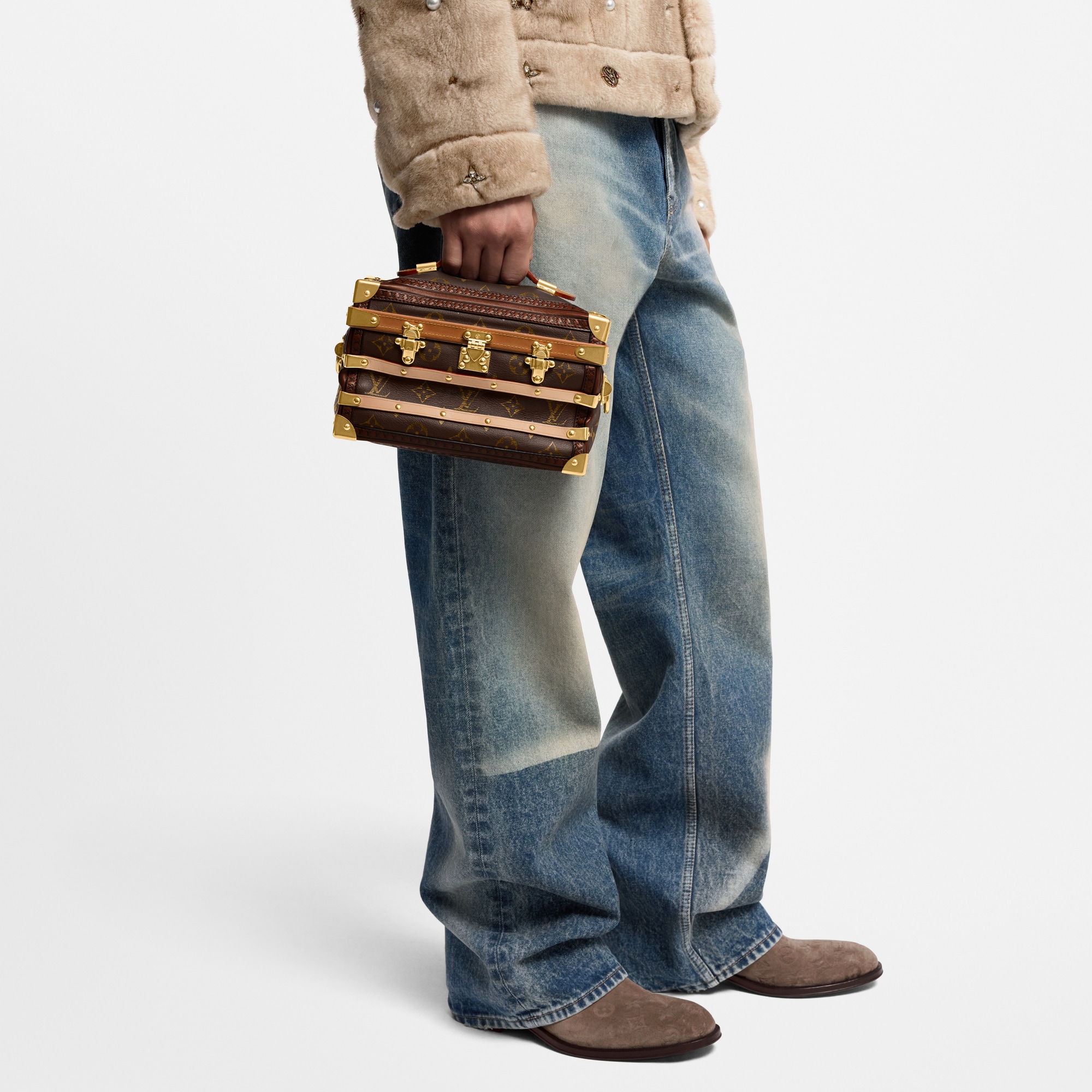 모노그램 가죽 여성 가방 신제품 스퀴즈 트렁크 | 루이비통 공식 온라인 스토어® (크게 보기)