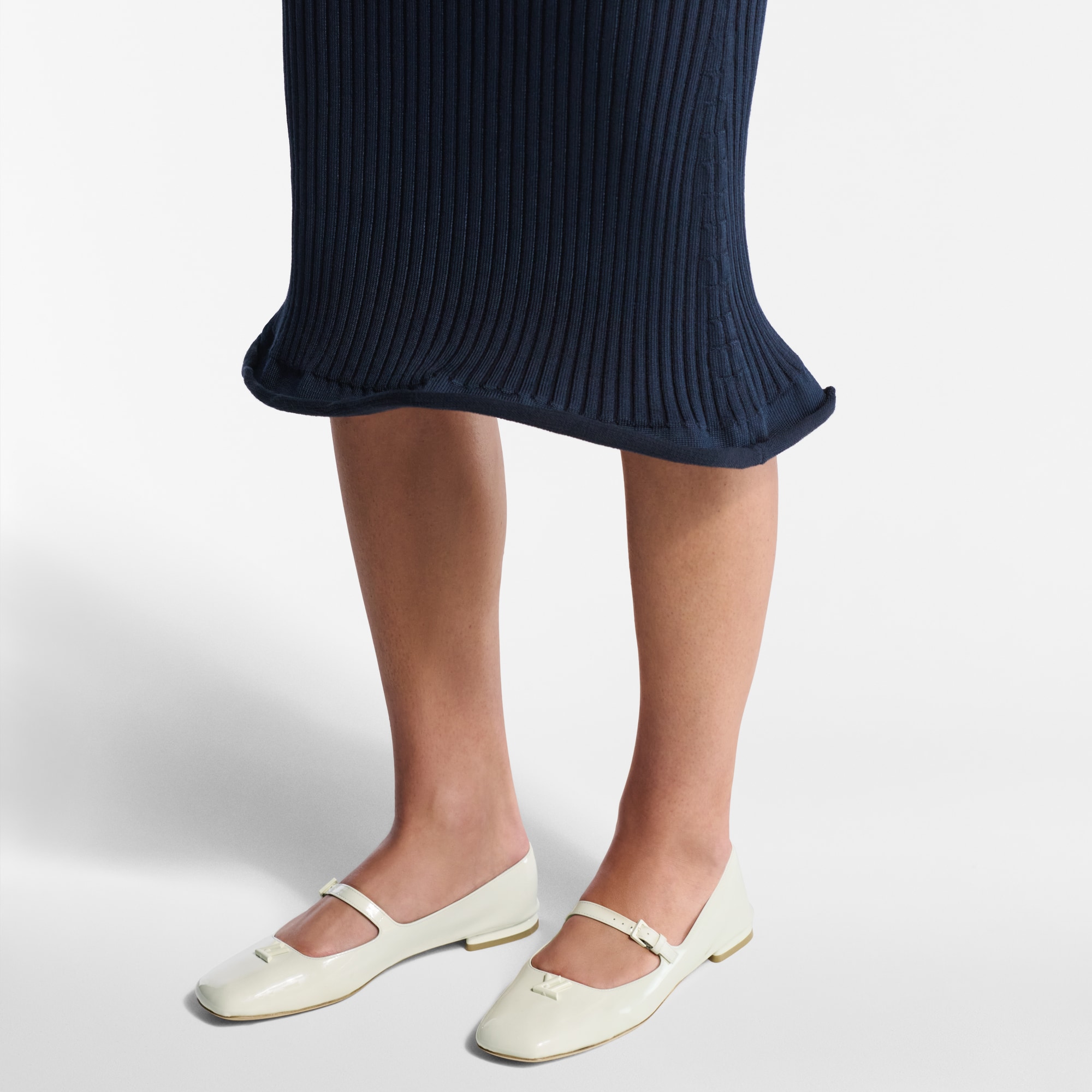  슈즈 로퍼 & 발레리나 스윙 플랫 메리 제인 발레리나 | 루이비통 공식 온라인 스토어® (크게 보기)