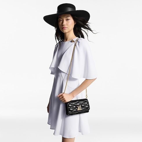 말타쥬 Wallets and Small Leather Goods 미니백 월릿 온 체인 GO-14 | 루이비통 공식 온라인 스토어® (크게 보기)